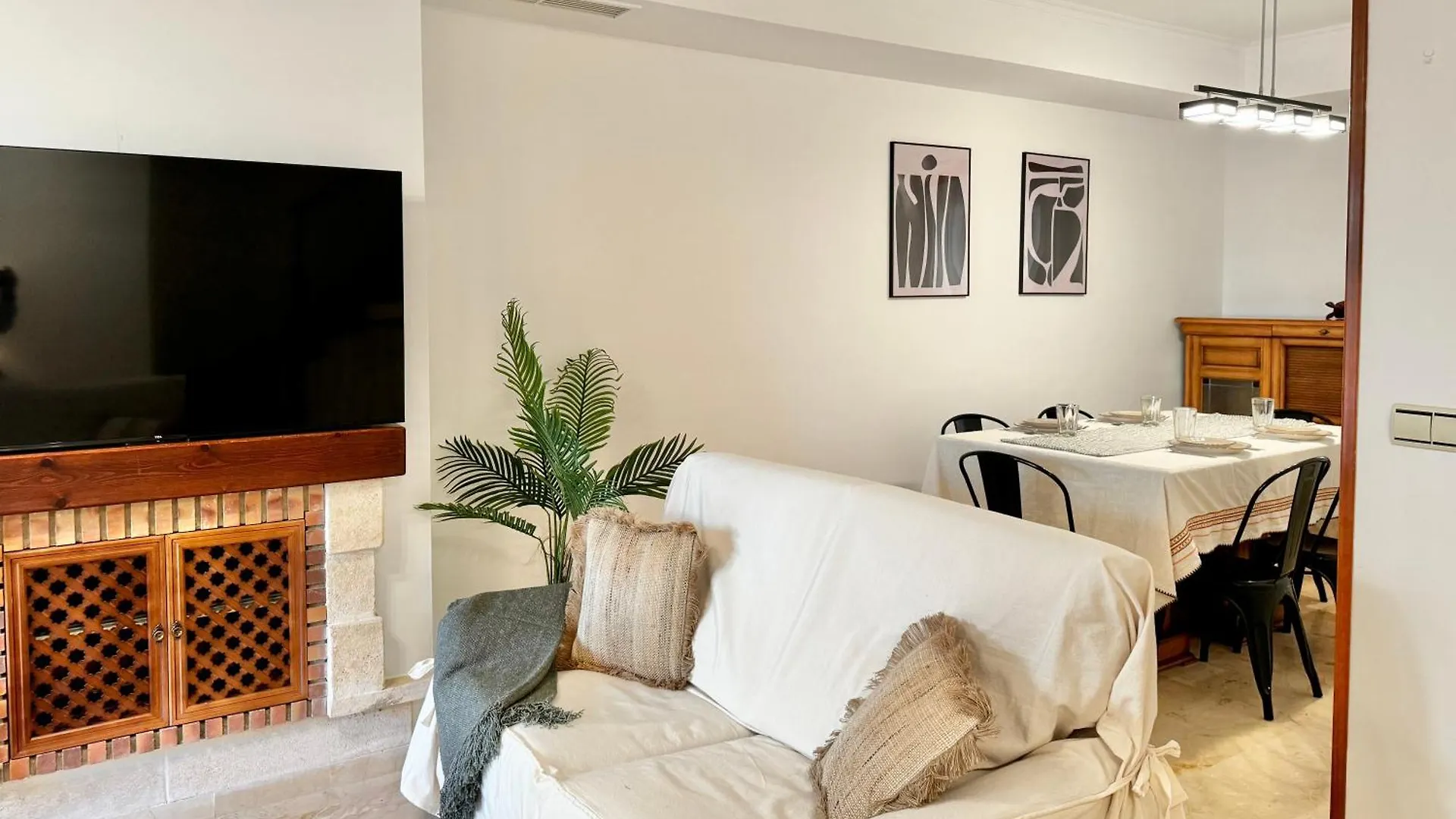 El Arenal Townhouse By The Beach With Swimming Pool Ii- Eaw Homes Marbellac